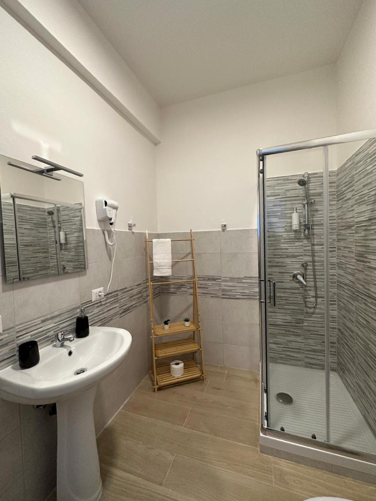 The Roman Guesthouse Extérieur photo